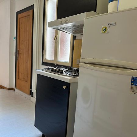 Welc-Om Battisti Cozy Flat Apartment ปาโดวา ภายนอก รูปภาพ